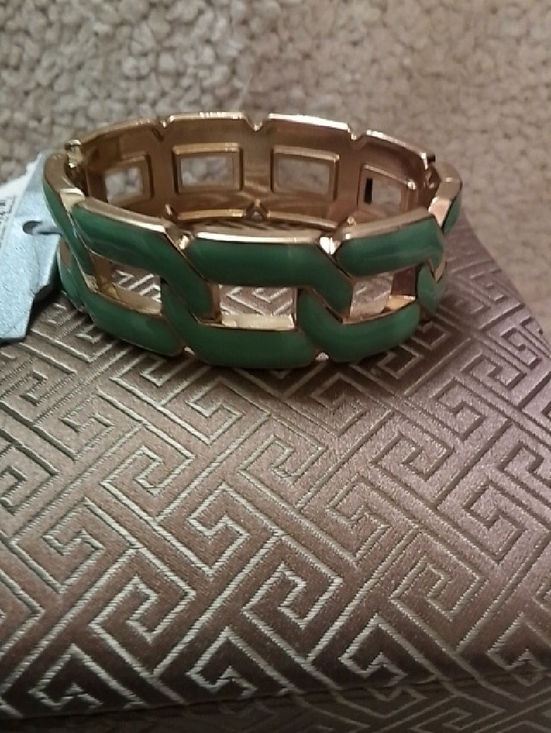 Jewelry - Gold-Tone Green Link Stretch Bracelet - Women Jewelry